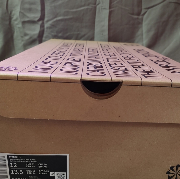 Nike Kyrie 8 - Picture 5 of 5